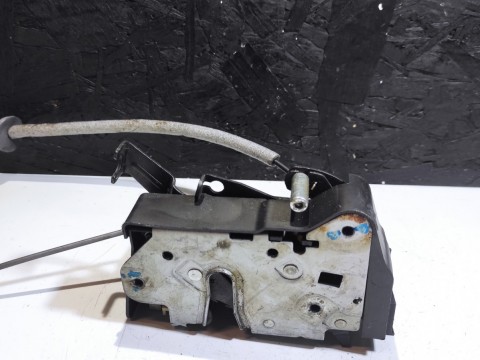 LAND RANG ROVER L322 LEFT DRIVER DOOR LOCK LATCH  FOM500190