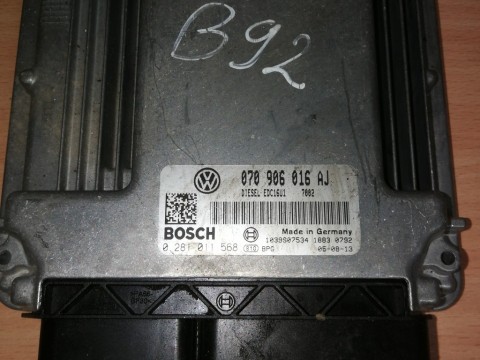 VW T5 ECU 070906016AJ 0281011568