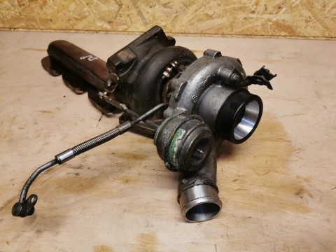 MERCEDES AMG TURBOCHARGER A2780902980