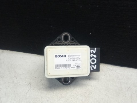 A0065424218 0265005774 SPEED SENSOR for MB