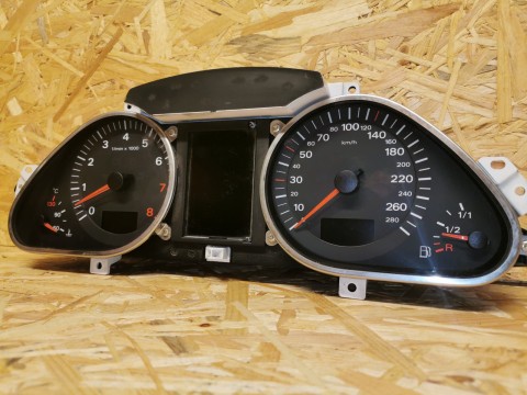 AUDI A6 C6 SPEEDO 4F0 920 900R