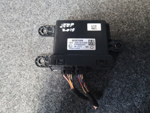2019 jeep CHEROKEE ignition control module 068382438AB