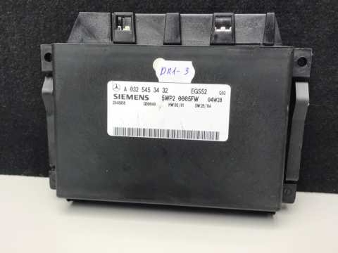 Mercedes Benz control module A0325453432