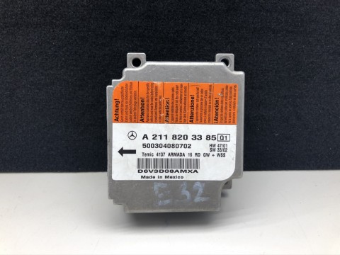 Mercedes Benz control module A2118203385