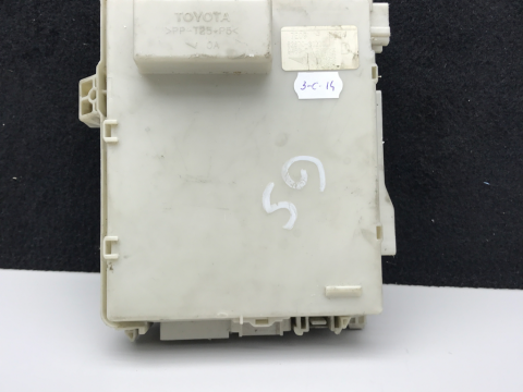 Lexus GS fuse relay ECU 82670-30230