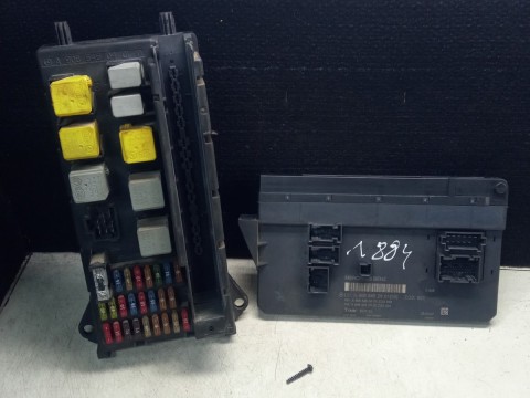 A9065450401 A9065452601 fusebox & sam control module for MB