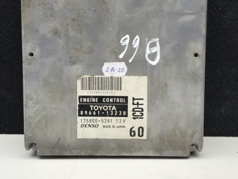 Toyota ECU 89661-13230 175800-5241