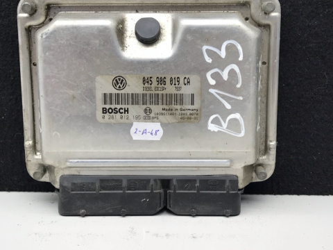 Volkswagen ECU 0281012195 045906019CA