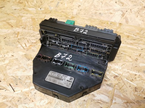 Mercedes W204 S204 fuse box A2129009905