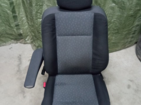 G103490059-1G01W62 RENAULT seat