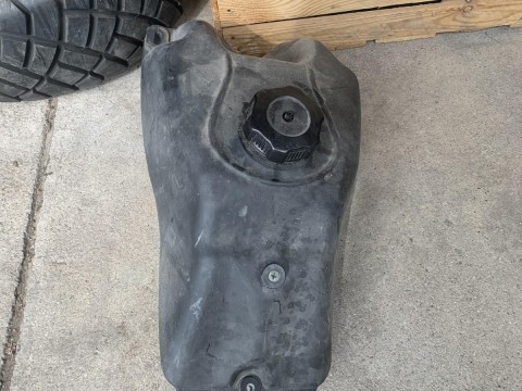 YAMAHA RAPTOR 660 2005 FUEL TANK