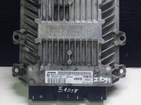 6M51-12A650-YB 5WS40512B-T FORD ECU