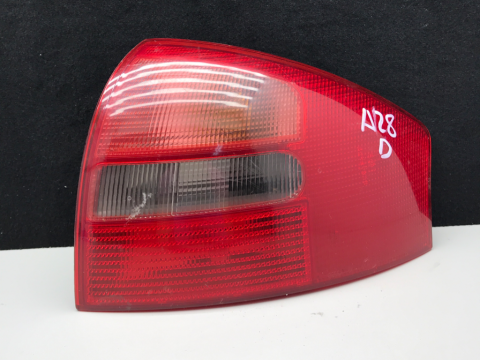 Audi A6 right rear light 4B5945096